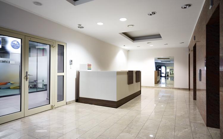 Вид ресепшн на этаже