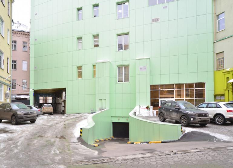 Сафа: Вид паркинга